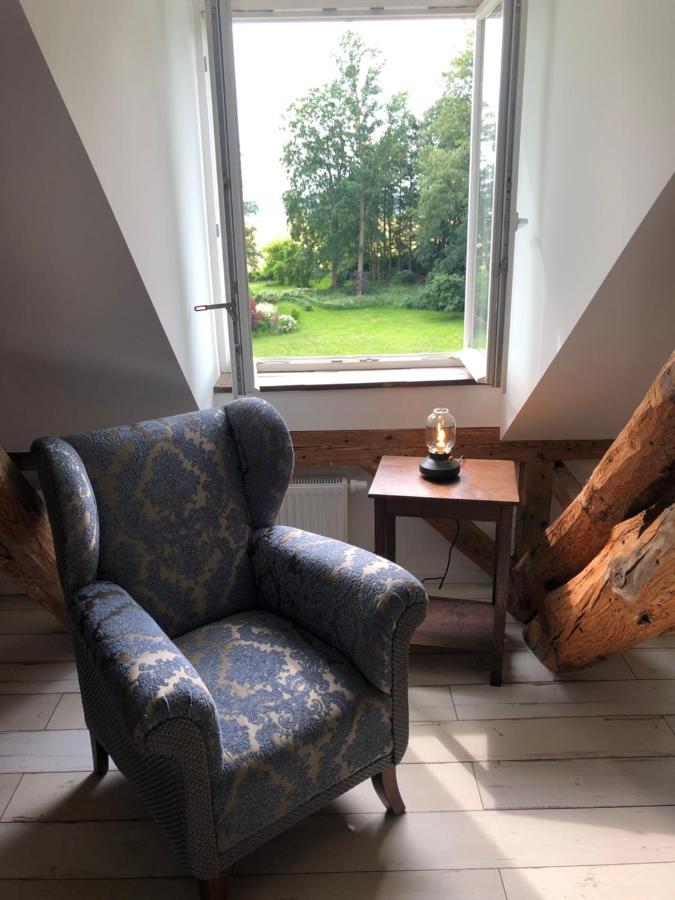Schloss Lelkendorf Apartment Ulrichshusen Maisonette Fewo Mecklenburger Seenplatte Mit Dachterrasse Naehe Ostsee Zewnętrze zdjęcie
