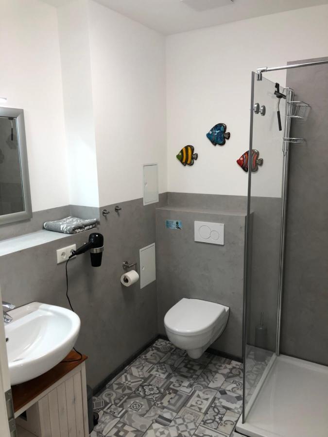 Schloss Lelkendorf Apartment Ulrichshusen Maisonette Fewo Mecklenburger Seenplatte Mit Dachterrasse Naehe Ostsee Zewnętrze zdjęcie
