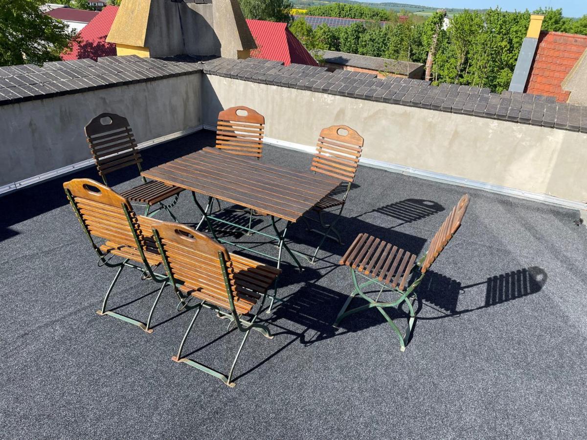 Schloss Lelkendorf Apartment Ulrichshusen Maisonette Fewo Mecklenburger Seenplatte Mit Dachterrasse Naehe Ostsee Zewnętrze zdjęcie